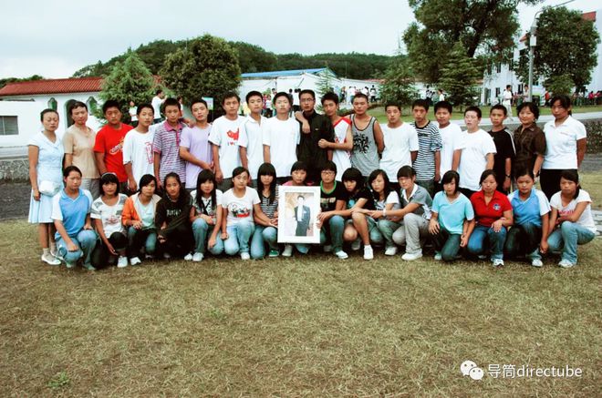 周年跟随15部纪录片回望开元棋牌512大地震17(图8)